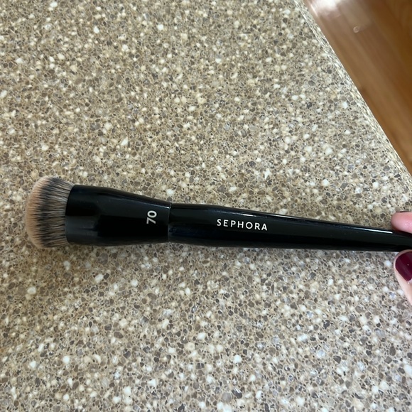 Sephora Other - Sephora “70” brush